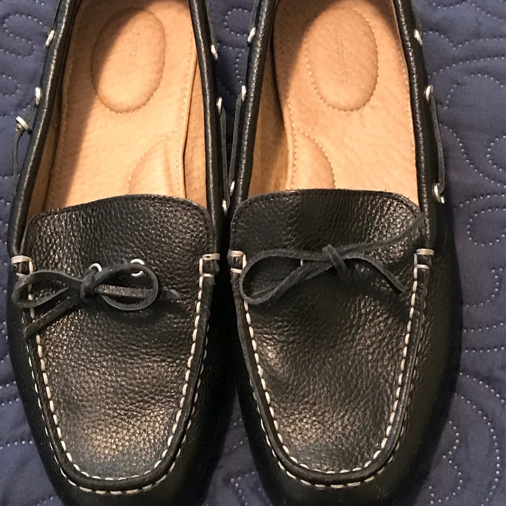 Lands End Moccasin Slip On in Women’s